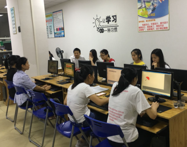 回归到“服务于教与学”的本位教育的计算机科学与技能学段 回归到“服务于教与学”的本位教育的计算机科学与技能学段